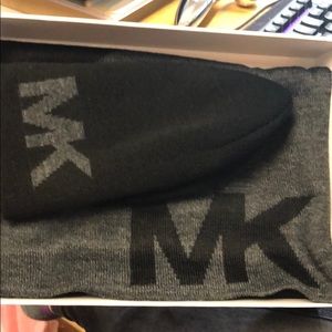 Michael Khor Men Scarf and Beanie Set